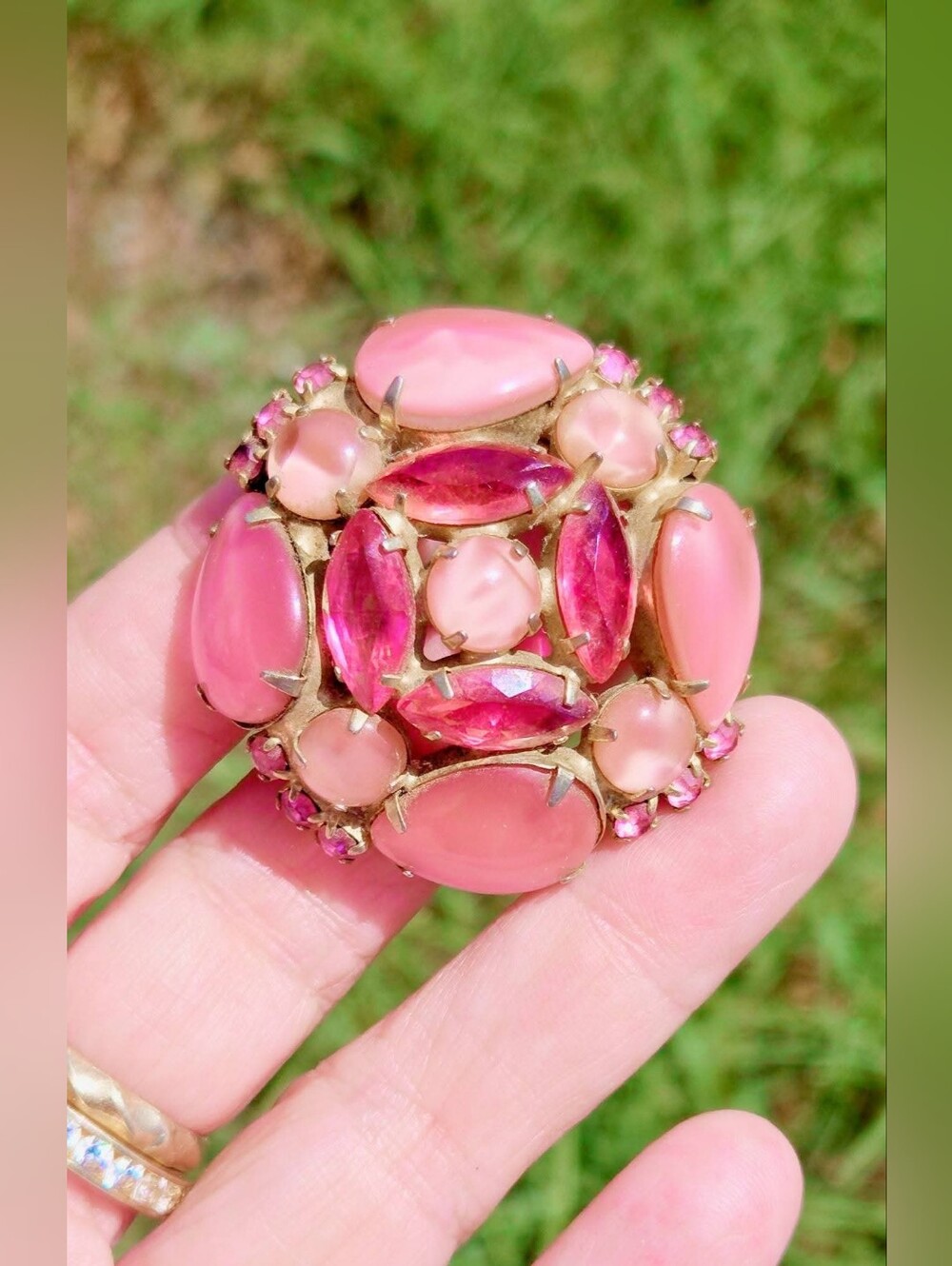 Mid-Century Pink Art Glass & Ruby Rhinestone Domed Cluster Brooch